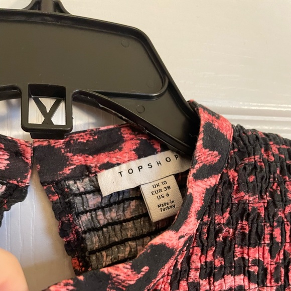 Topshop Leopard Print Shirred Blouse in Pink and Black - Picture 4 of 9